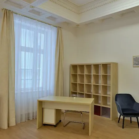 Kolonada Luxury 2 Bedroom Apartment With Balcony *