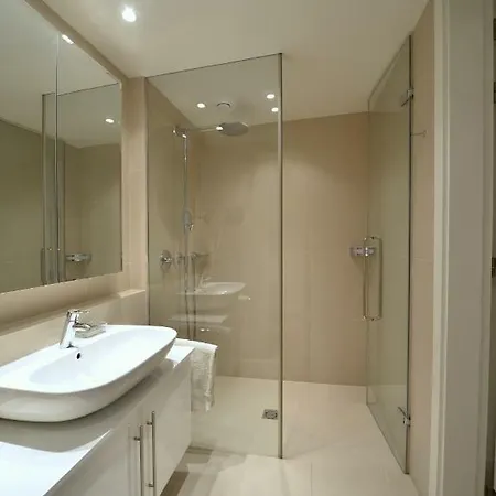 Kolonada Luxury 2 Bedroom Apartment With Balcony